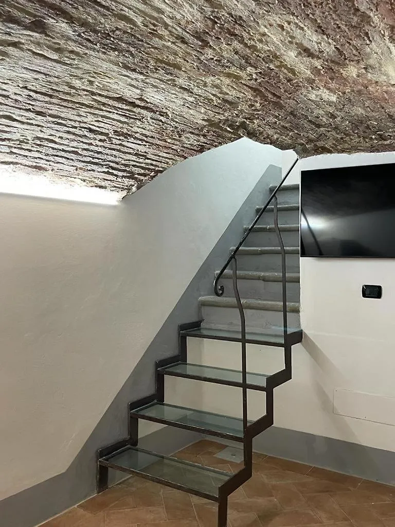 Elegant Apartment In Santo Spirito'S Heart Firenze Italia